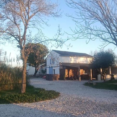 Mas Constantin Salin-de-Giraud Exterior foto