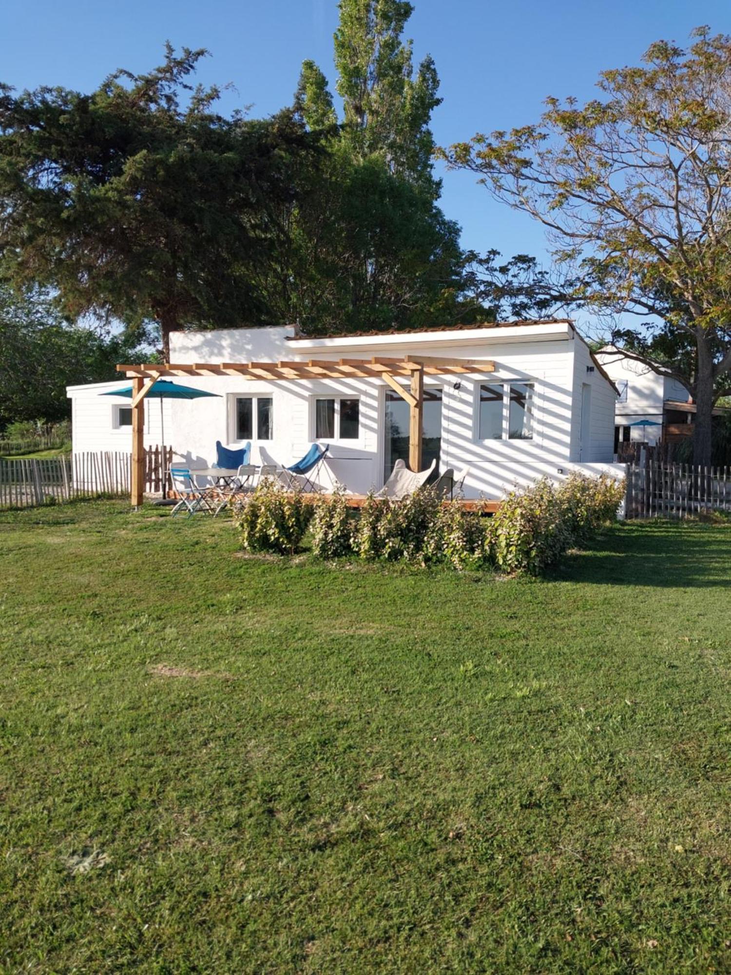 Mas Constantin Salin-de-Giraud Exterior foto